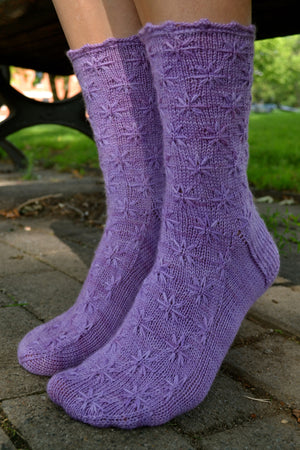 Dainty Floral Socks Lilac